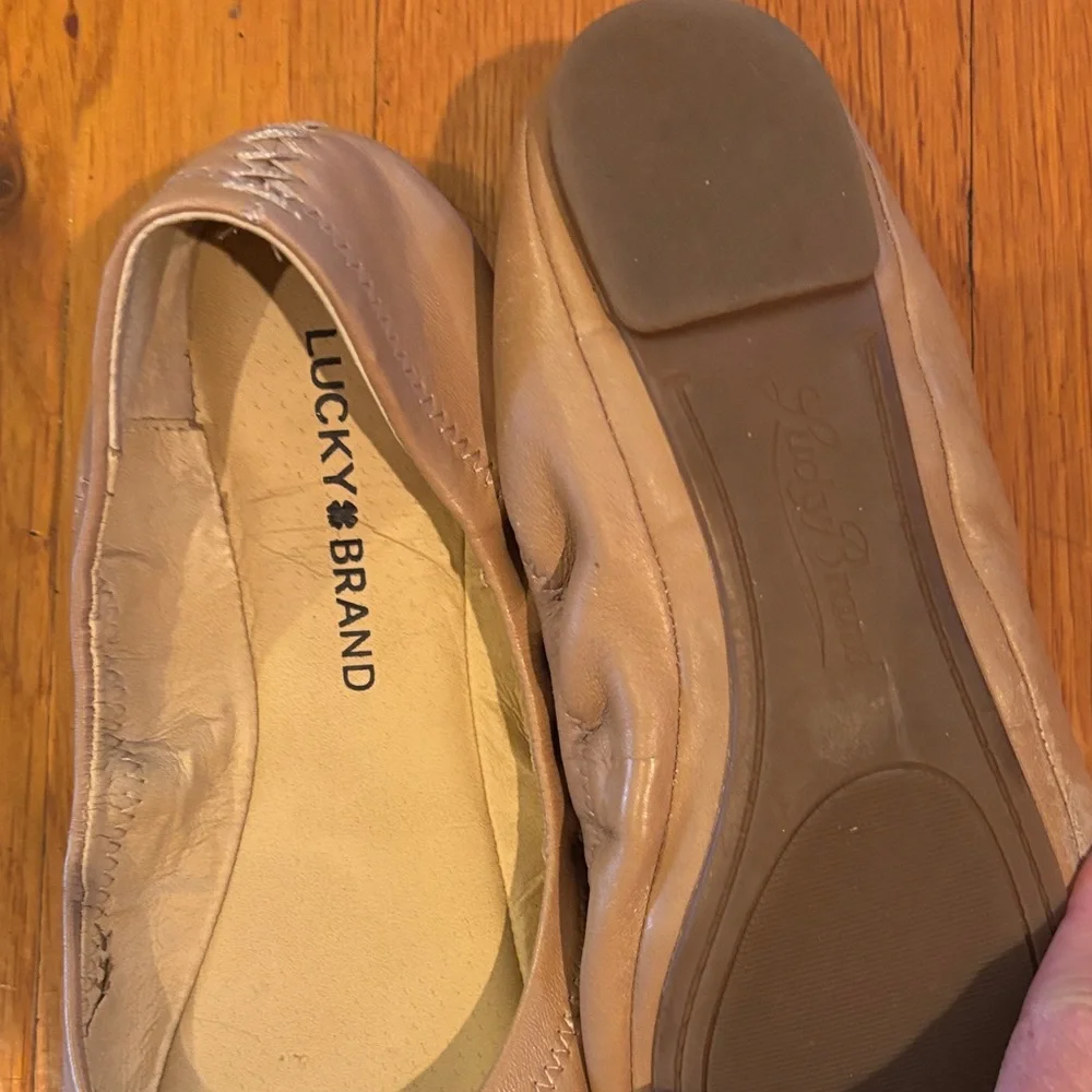 Lucky Brand Women's Beige Ballet Flats 6